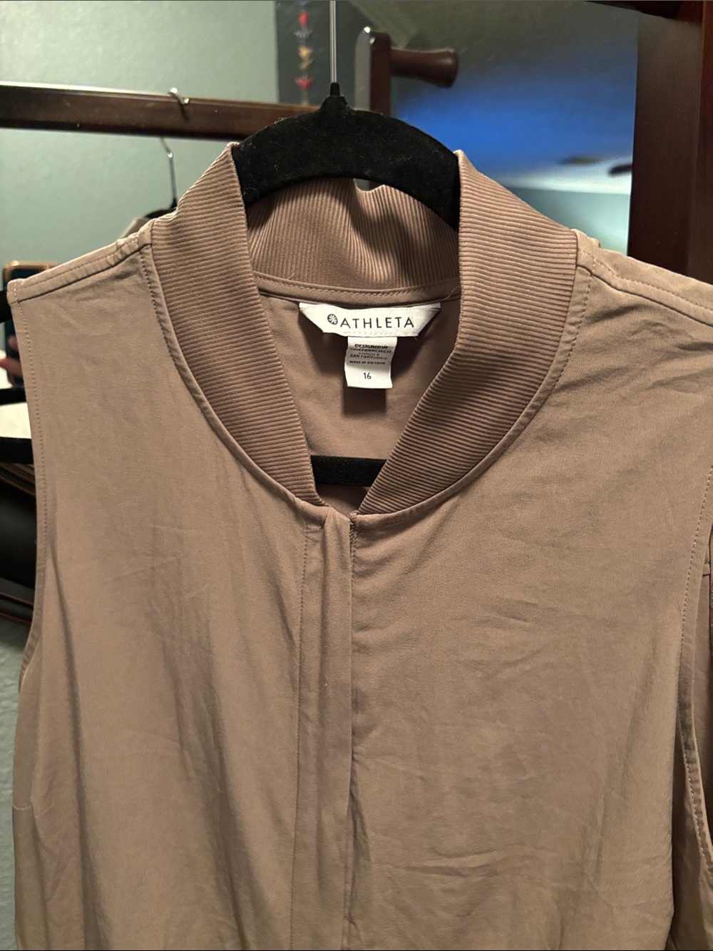 Athleta Taupe Sleeveless Bomber-Style Shell shorts Romper